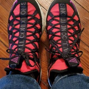 Nike ACG super cute active wear shoes